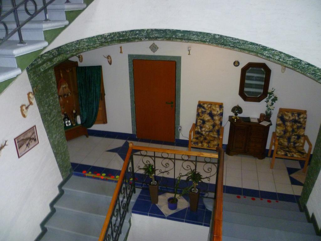 Hotel Koruna Есеник Экстерьер фото